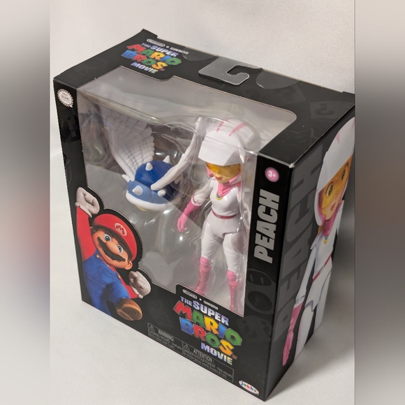 Nintendo The Super Mario Bros Movie Deluxe Action Figure Princess Peach Toy  NIB